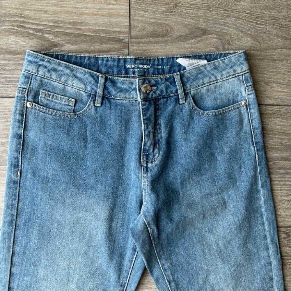Vero Moda Ruffle Ankle  Blue Jeans - Picture 3 of 14